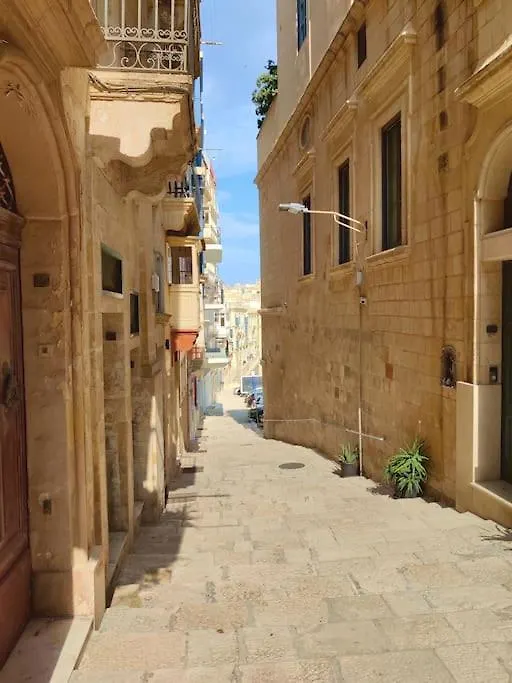 Casa vacanze Port 531 Savynomad Harbour Residences Valletta Wow Views